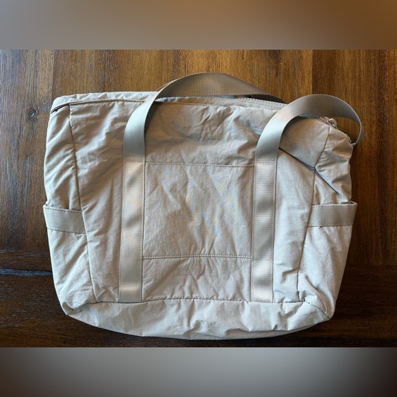 Bagsmart Cream Tote Bag - Picture 4 of 7